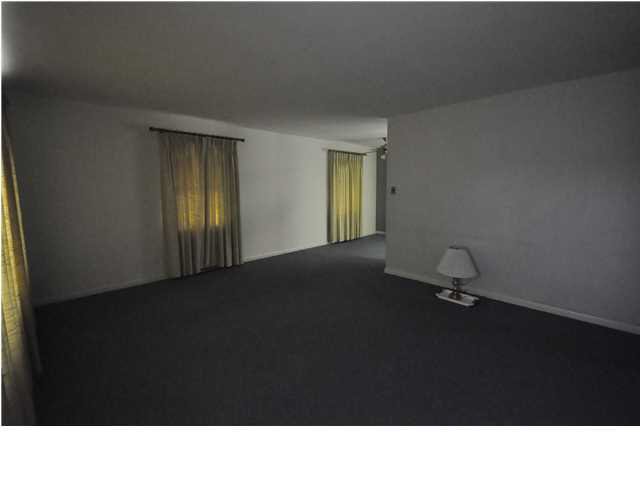 842 Cherokee Road Henderson, KY 42420 - Photo 4 of 15 Gallery Image 4