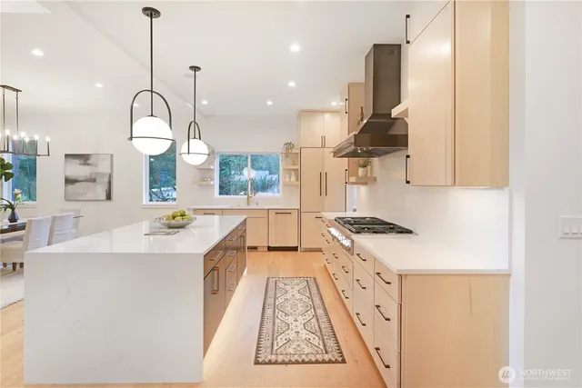 $3,699,000 | 12226 Northeast 70th Street, Kirkland, WA 98033