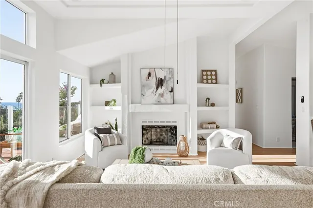 $829,000 | 30802 Coast Highway, Unit A0, Laguna Beach, CA 92651