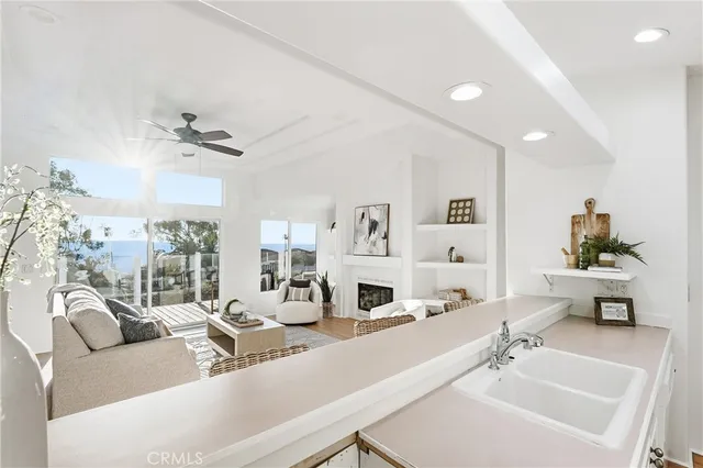 $829,000 | 30802 Coast Highway, Unit A0, Laguna Beach, CA 92651