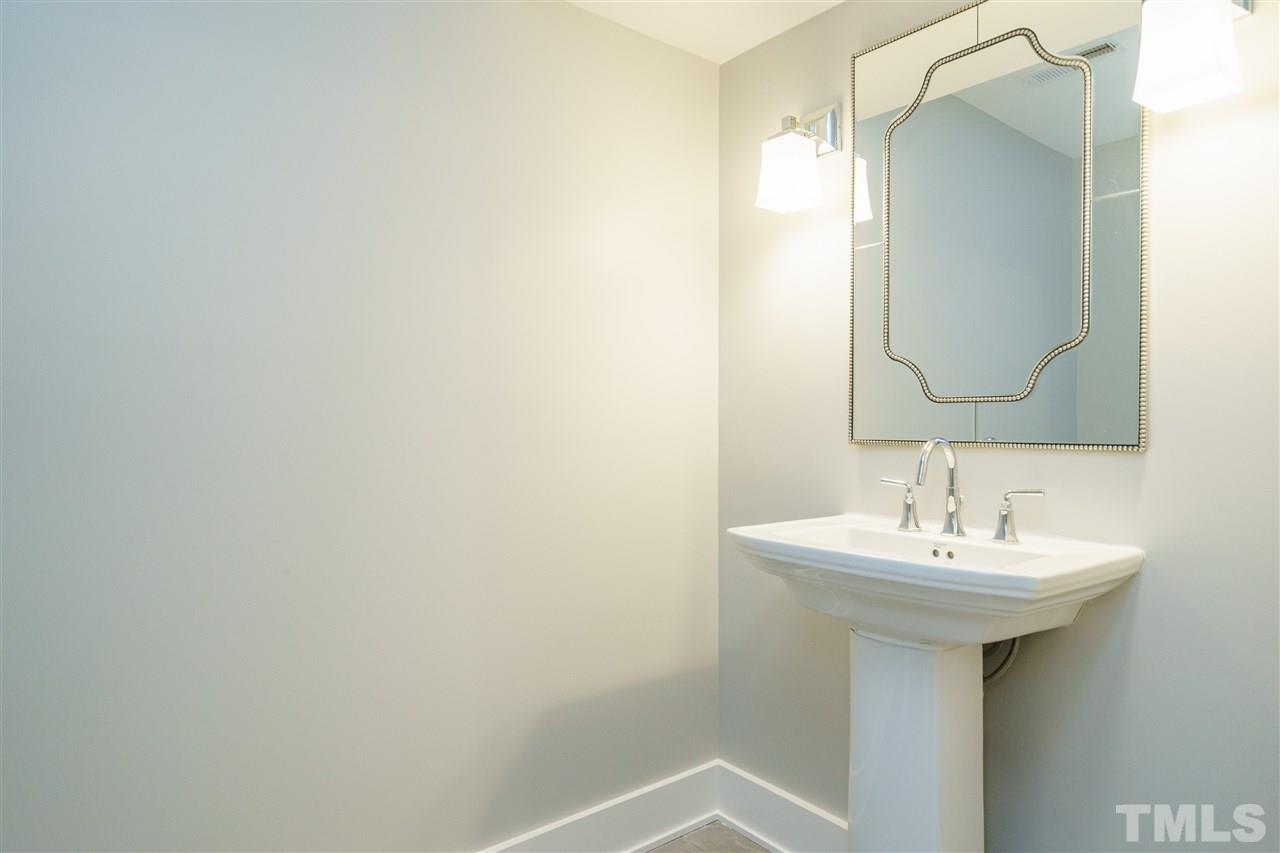 315 Glen Valley Road Raleigh, NC 27609 - Photo 14 of 25 Gallery Image 14