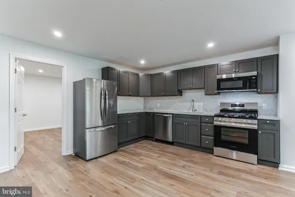 $2,500 | 557 Durham Road, Newtown, PA 18940