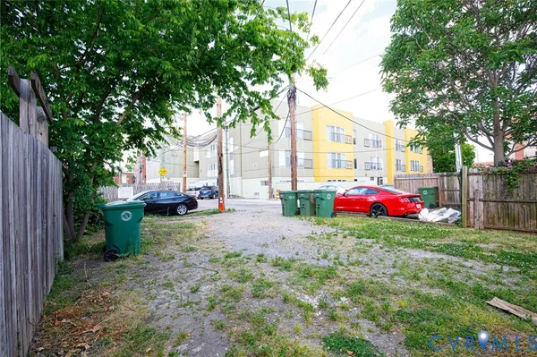 $2,500 | 505 North 1st Street, Richmond, VA 23219