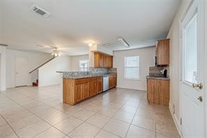 5646 Tiger Lilly Way Houston, TX 77085 - Photo 11 of 46