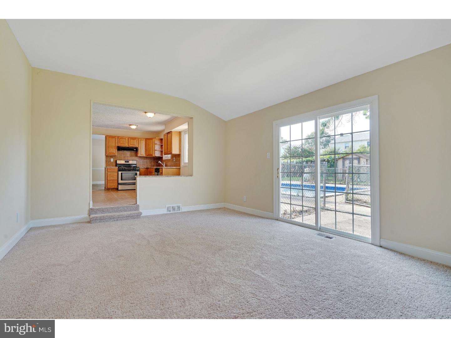 219 Regency Road Edgewater Park, NJ 08010 - Photo 12 of 20