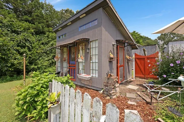 $268,000 | 1015 Long Island Road, New Hope, TN 37380