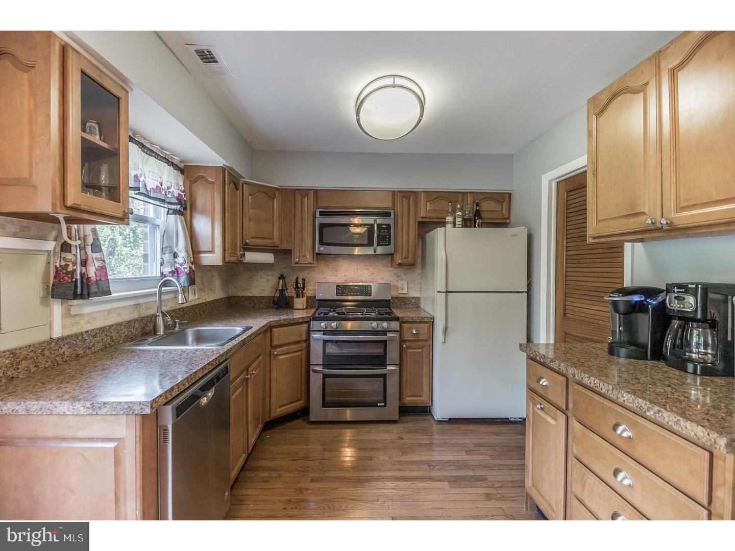 106 Eaves Mill Road Medford, NJ 08055 - Photo 12 of 24 Gallery Image 12