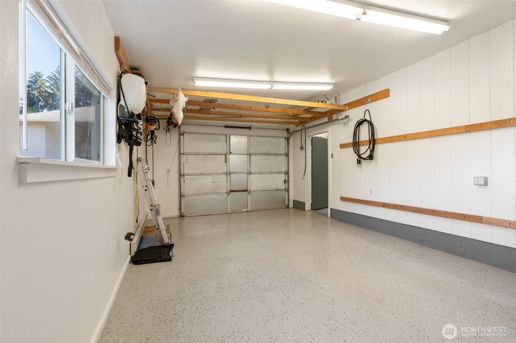 308 Brockway Road Chehalis, WA 98532 - Photo 31 of 40 a view of a room with gym equipment
