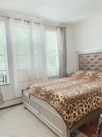 $2,350 | 60-08 Cooper Avenue, Unit 2 | Glendale