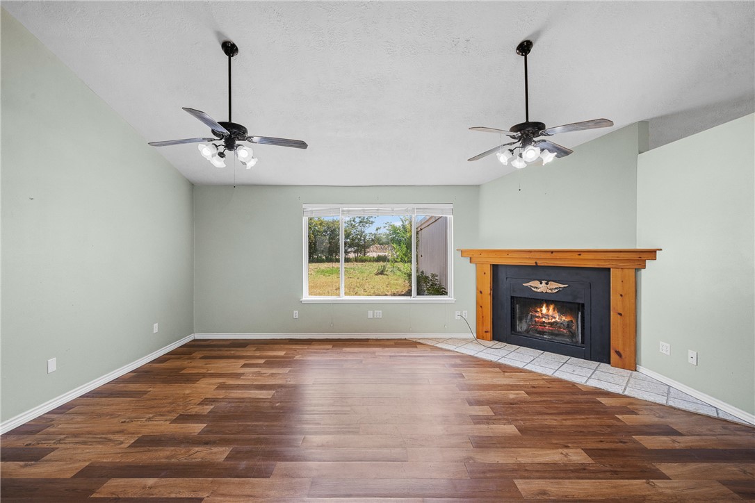 12670 Copperhead Pvt Road Bryan, TX 77808 - Photo 3 of 25