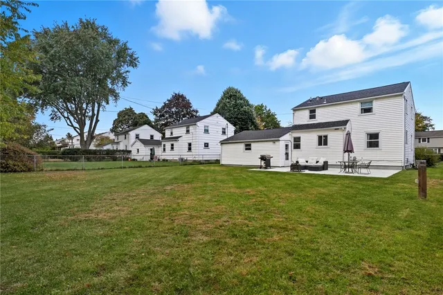 $230,500 | 178 Vinedale Avenue, Irondequoit, NY 14622