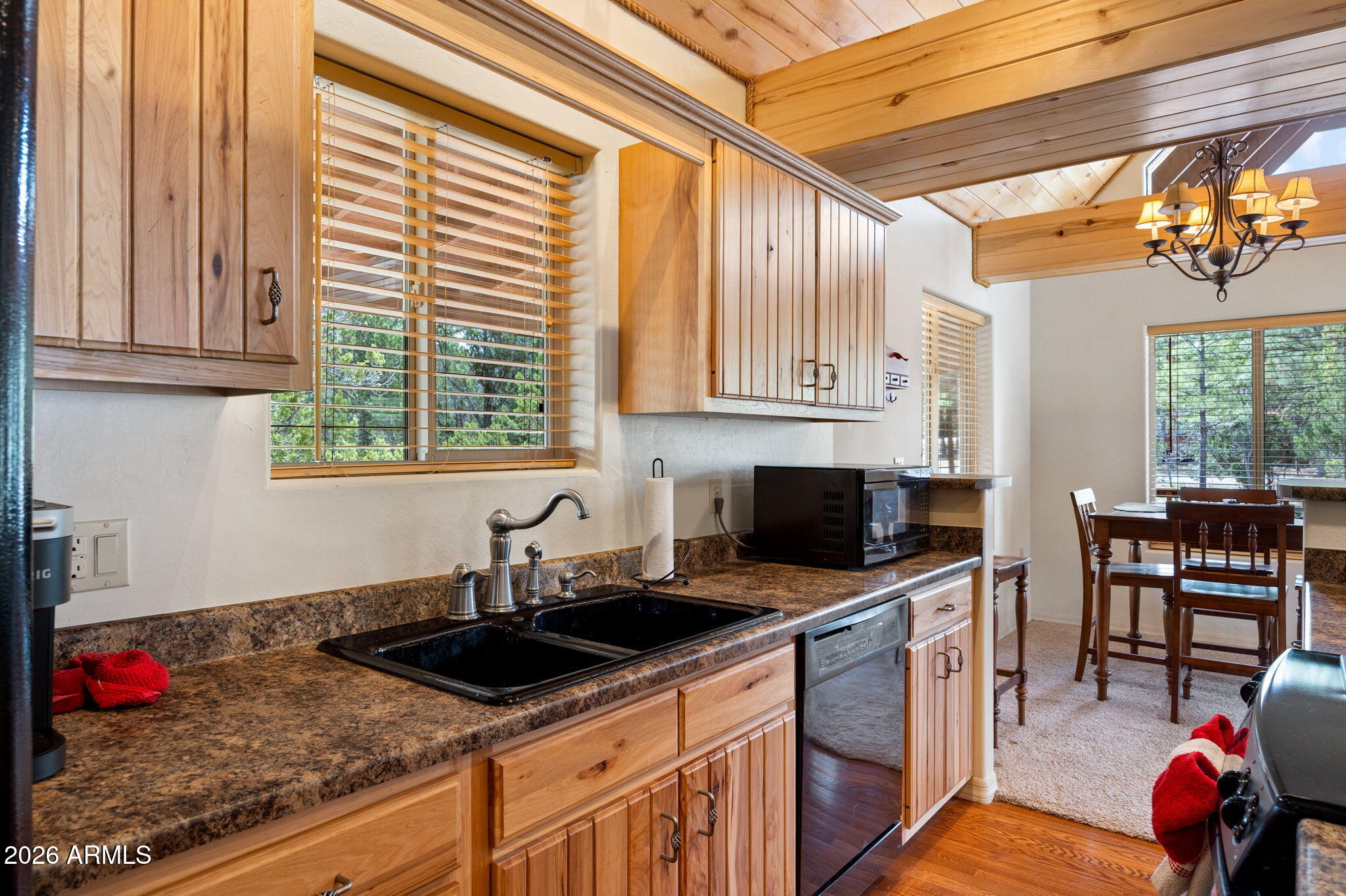 3166 Chevelon Road Overgaard, AZ 85933 - Photo 11 of 41 KITCHEN