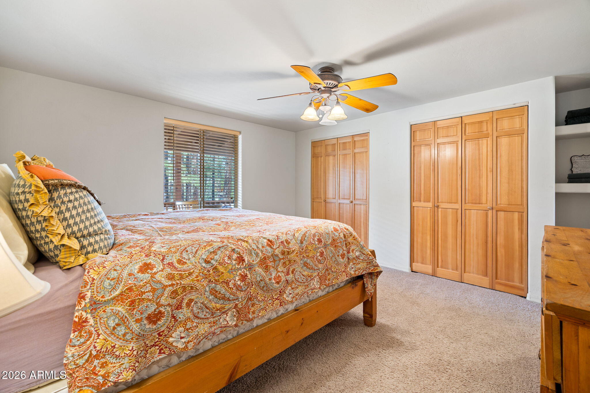 3166 Chevelon Road Overgaard, AZ 85933 - Photo 14 of 41 OWNERS BEDROOM
