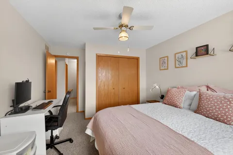 $195,000 | 4065 Wilshire Circle, Unit 8, Shoreview, MN 55126