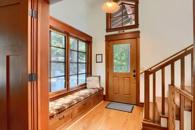 a view of an entryway