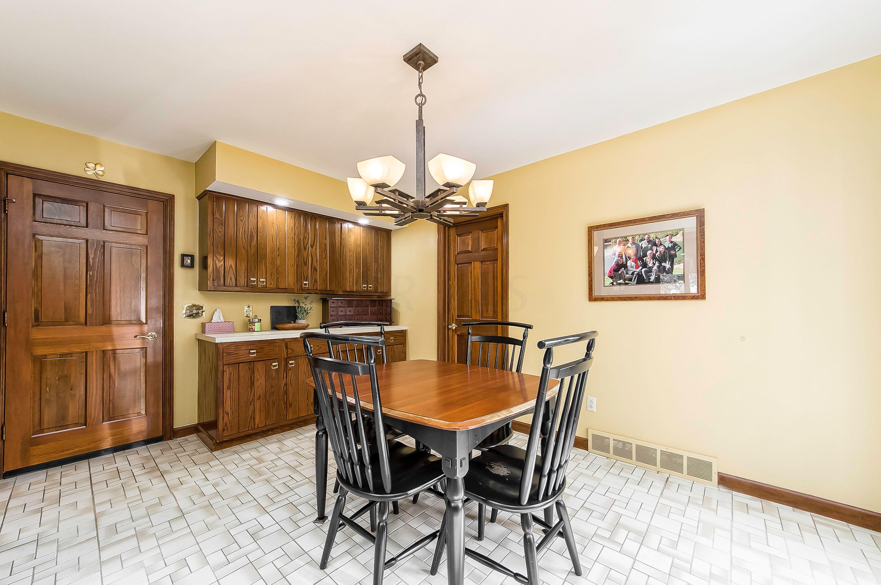 161 Orchard View Road Northeast Lancaster, OH 43130 - Photo 21 of 67
