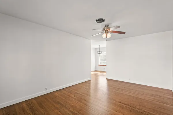 $1,795 | 1207 Stonecrest Drive, Houston, TX 77018