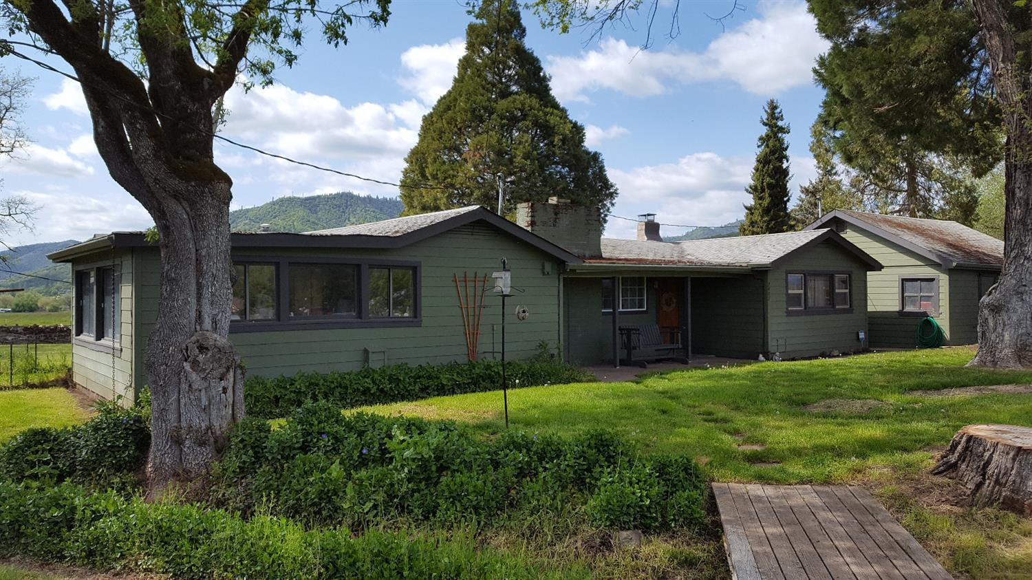 7477 Maple Lane Central Point, OR 97502 - Photo 2 of 20 Additional Photo