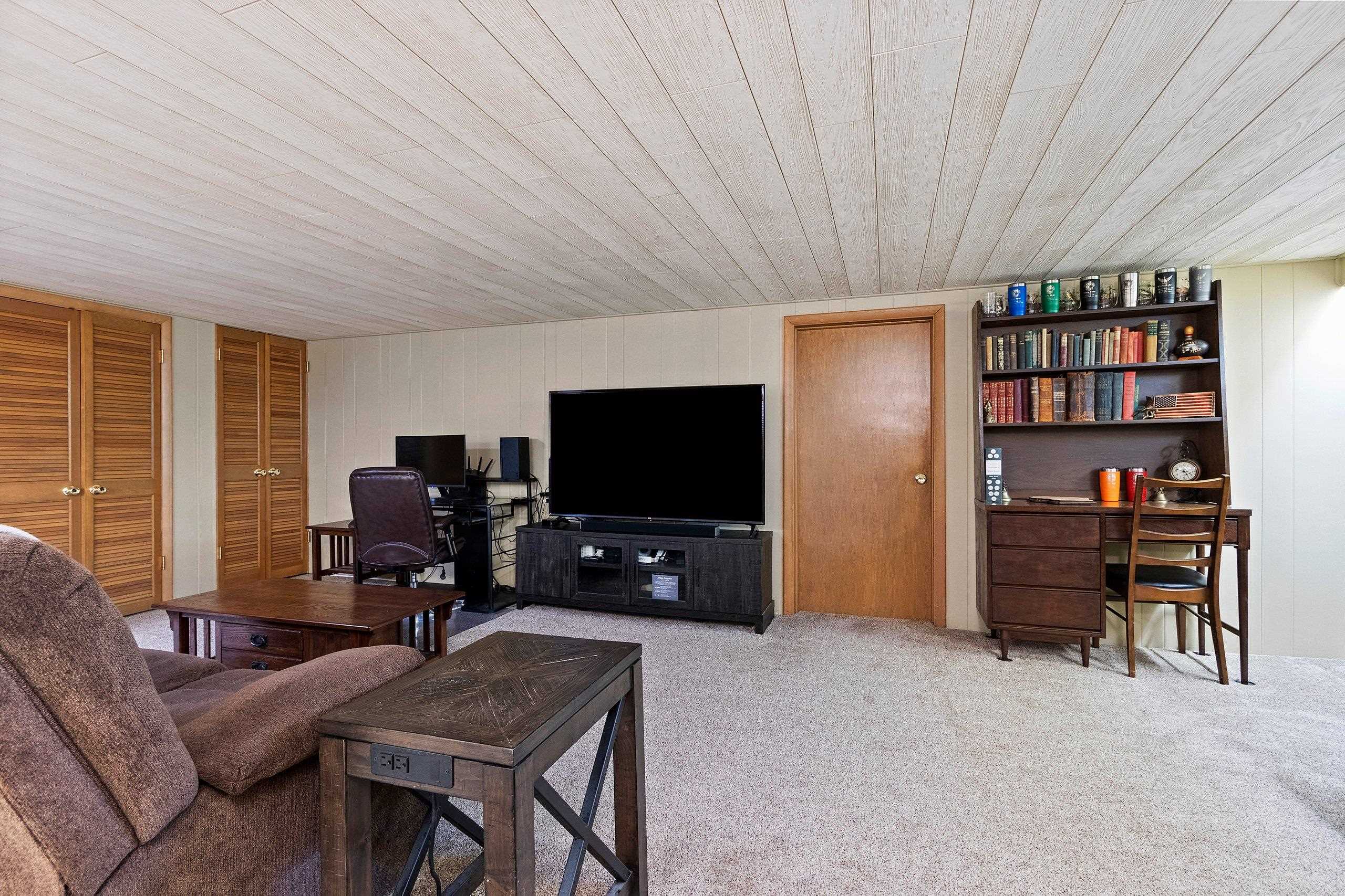 155 Custer Court Green Bay, WI 54301 - Photo 30 of 62