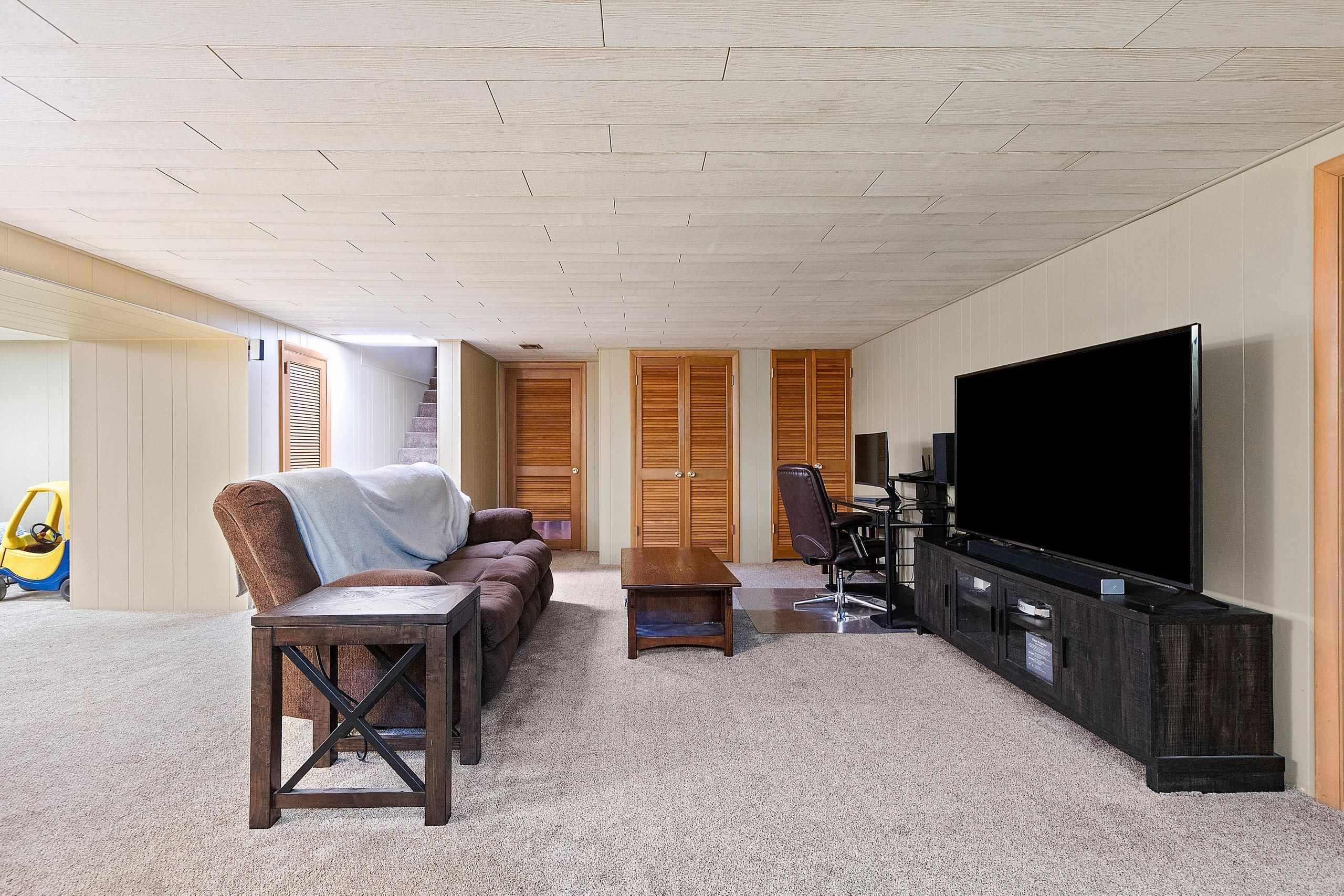 155 Custer Court Green Bay, WI 54301 - Photo 33 of 62