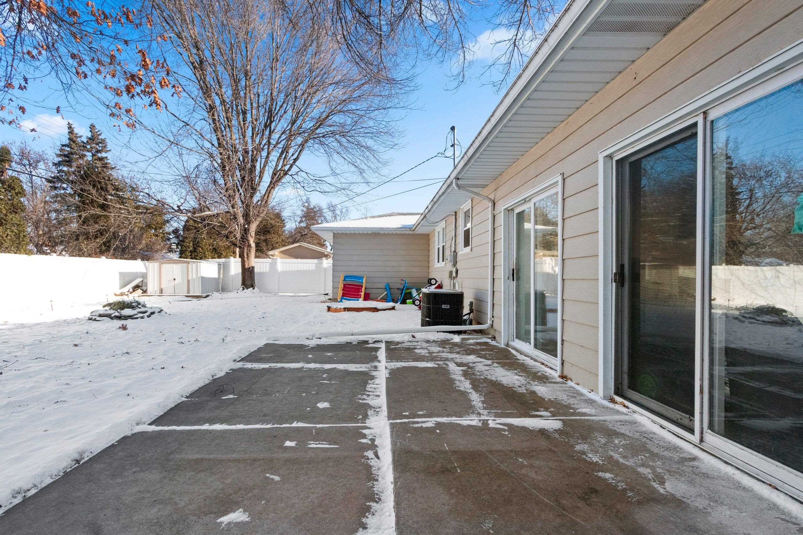 155 Custer Court Green Bay, WI 54301 - Photo 40 of 62