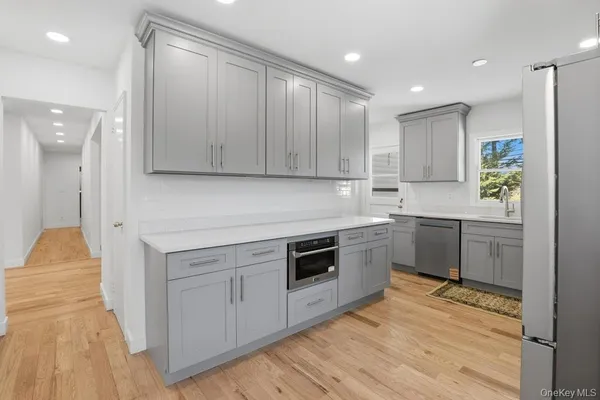 $1,379,000 | 32 Rockland Drive, Jericho, NY 11753