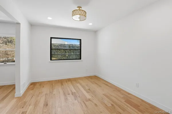 $1,379,000 | 32 Rockland Drive, Jericho, NY 11753