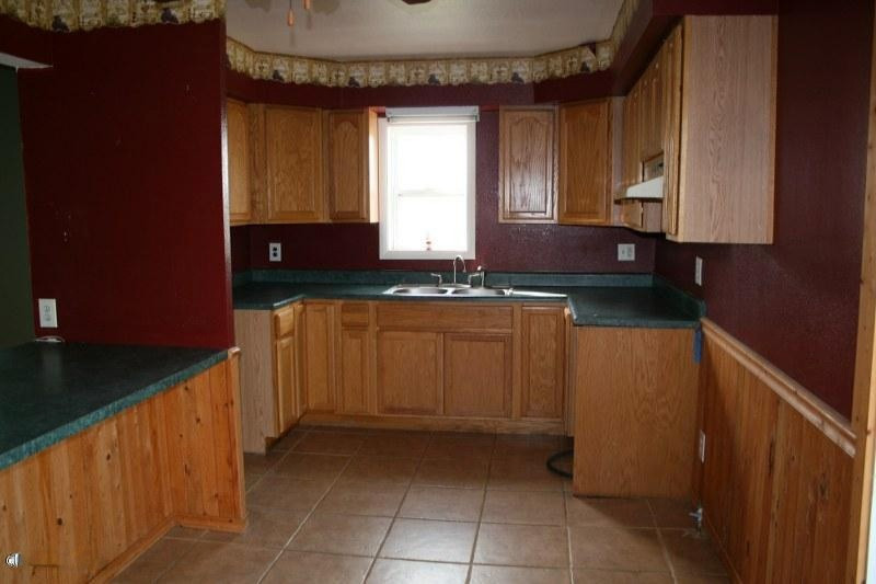 11360 Woodbridge Road Camden, MI 49232 - Photo 7 of 11 IMG_6985_800x533