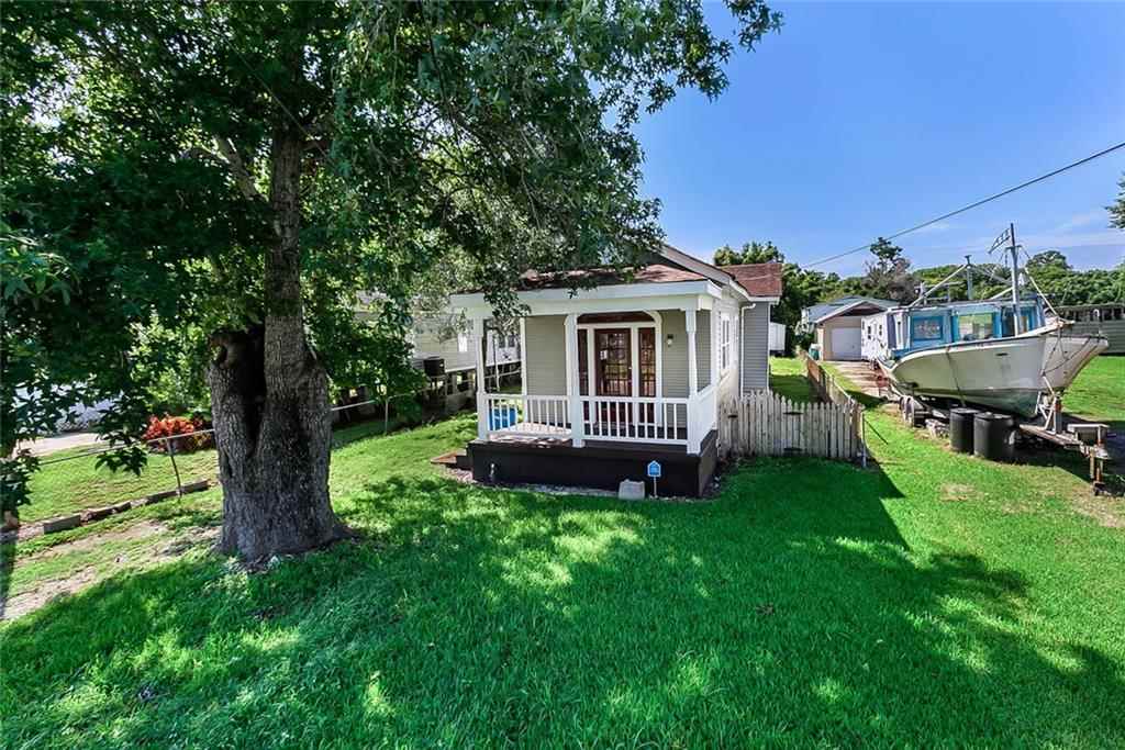 2321 General Pershing Street Violet, LA 70092 - Photo 2 of 15