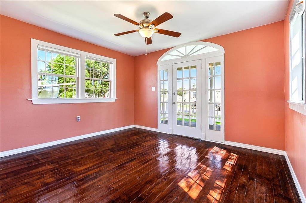 2321 General Pershing Street Violet, LA 70092 - Photo 3 of 15