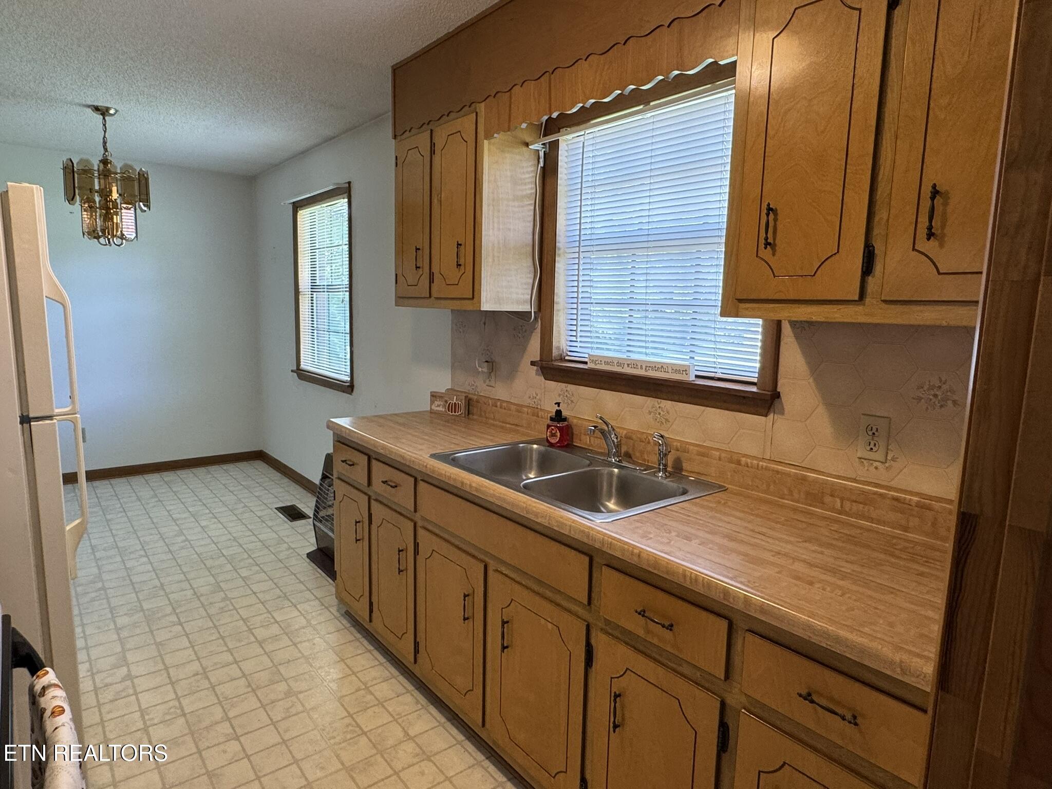 96 County Garage Road Crossville, TN 38555 - Photo 18 of 51 IMG_6317