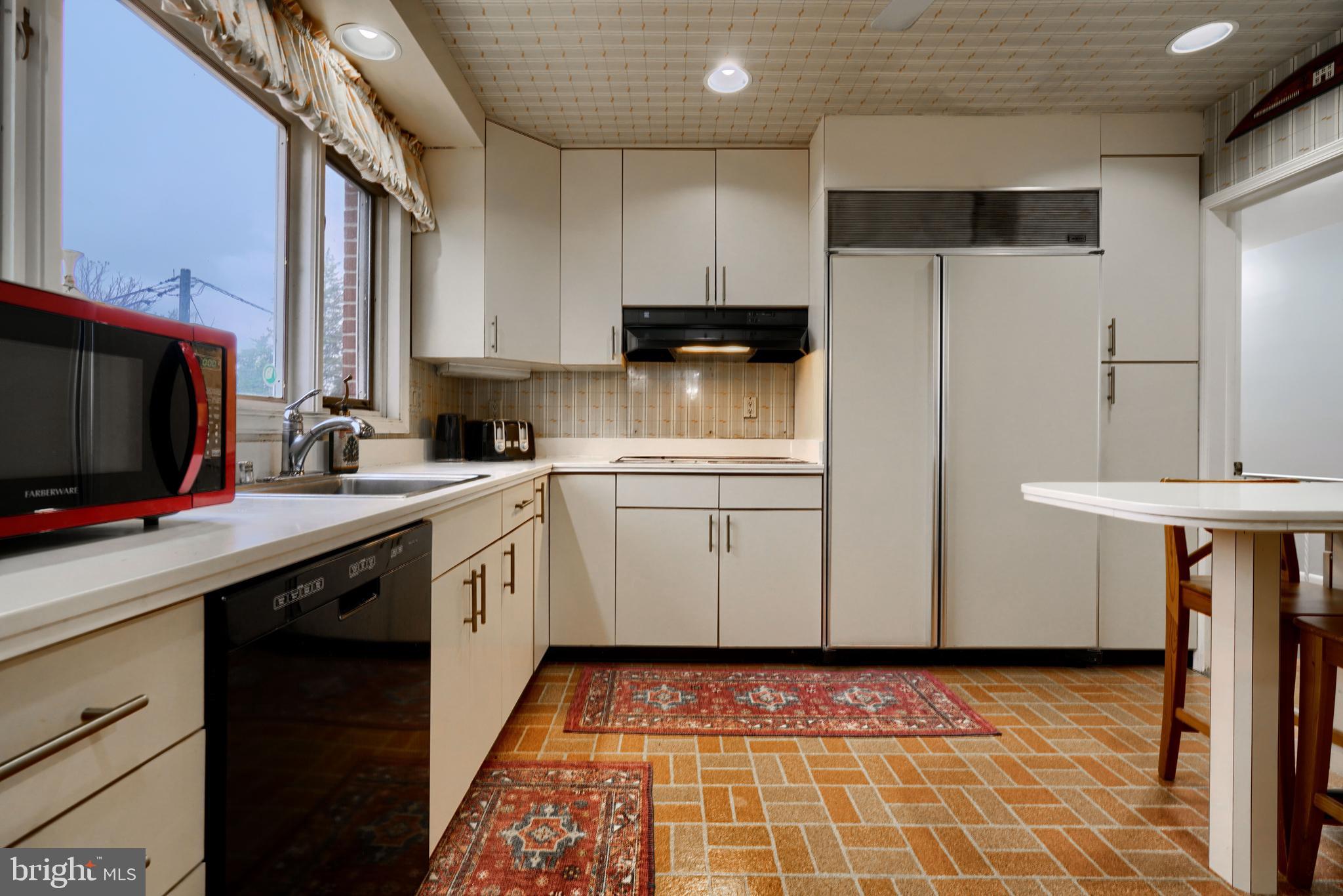 1118 Ryegate Road Towson, MD 21286 - Photo 7 of 34