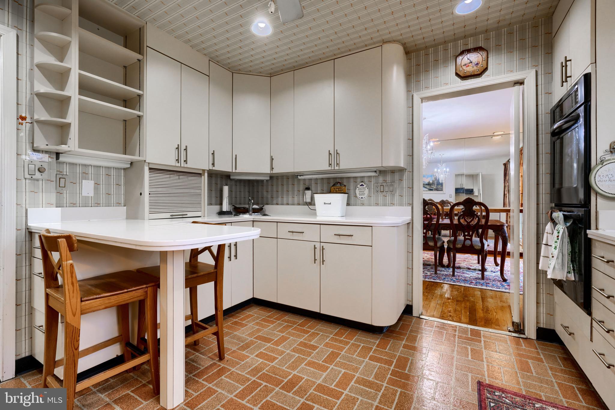 1118 Ryegate Road Towson, MD 21286 - Photo 9 of 34