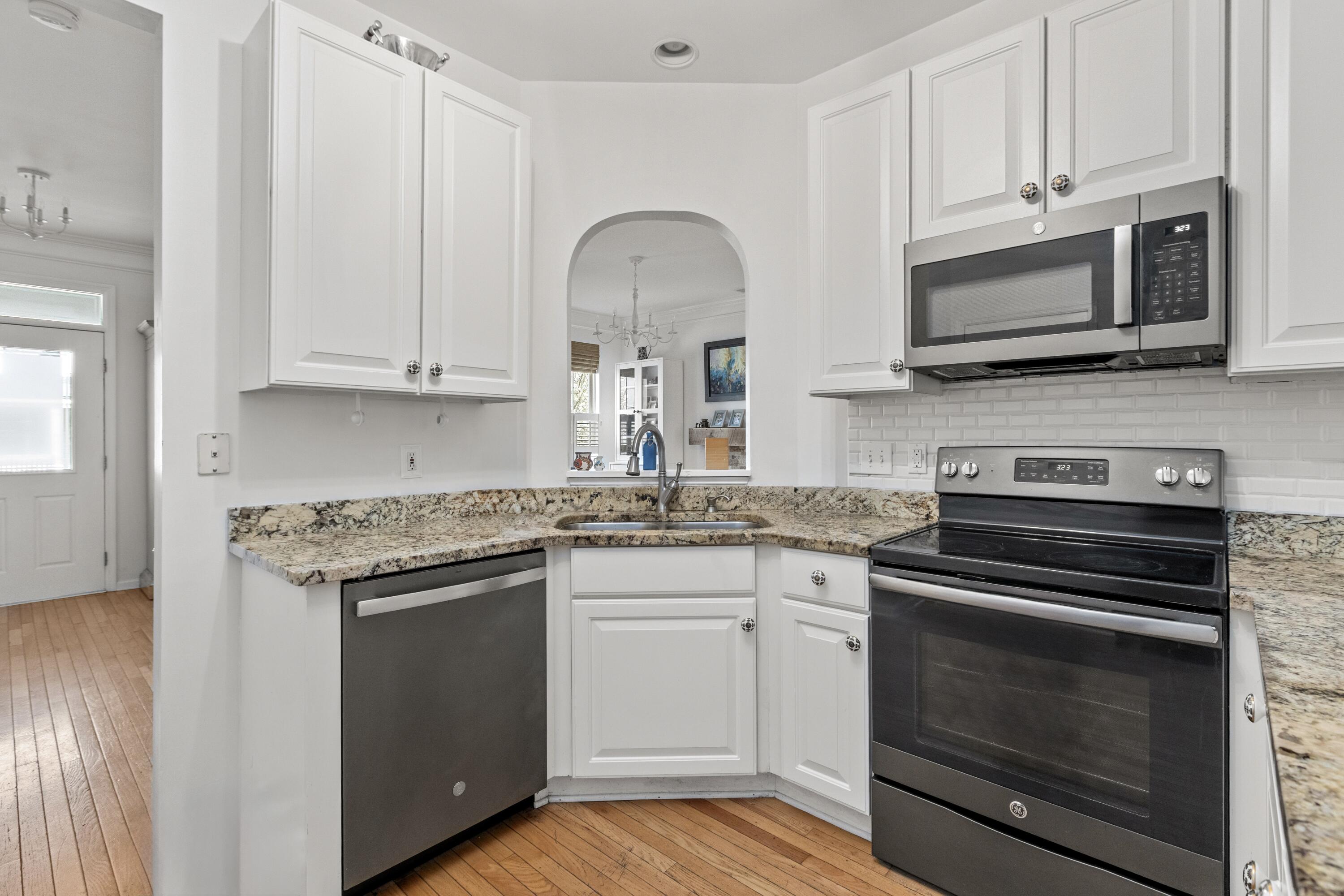 186 Cartright Street Daniel Island, SC 29492 - Photo 11 of 56 IHRE