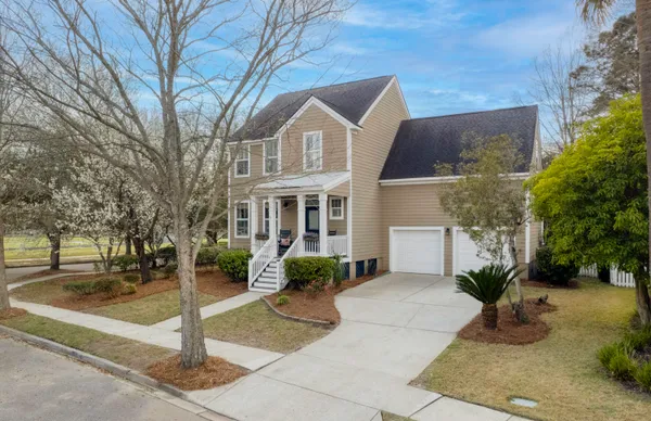 $1,100,000 | 186 Cartright Street, Daniel Island, SC 29492