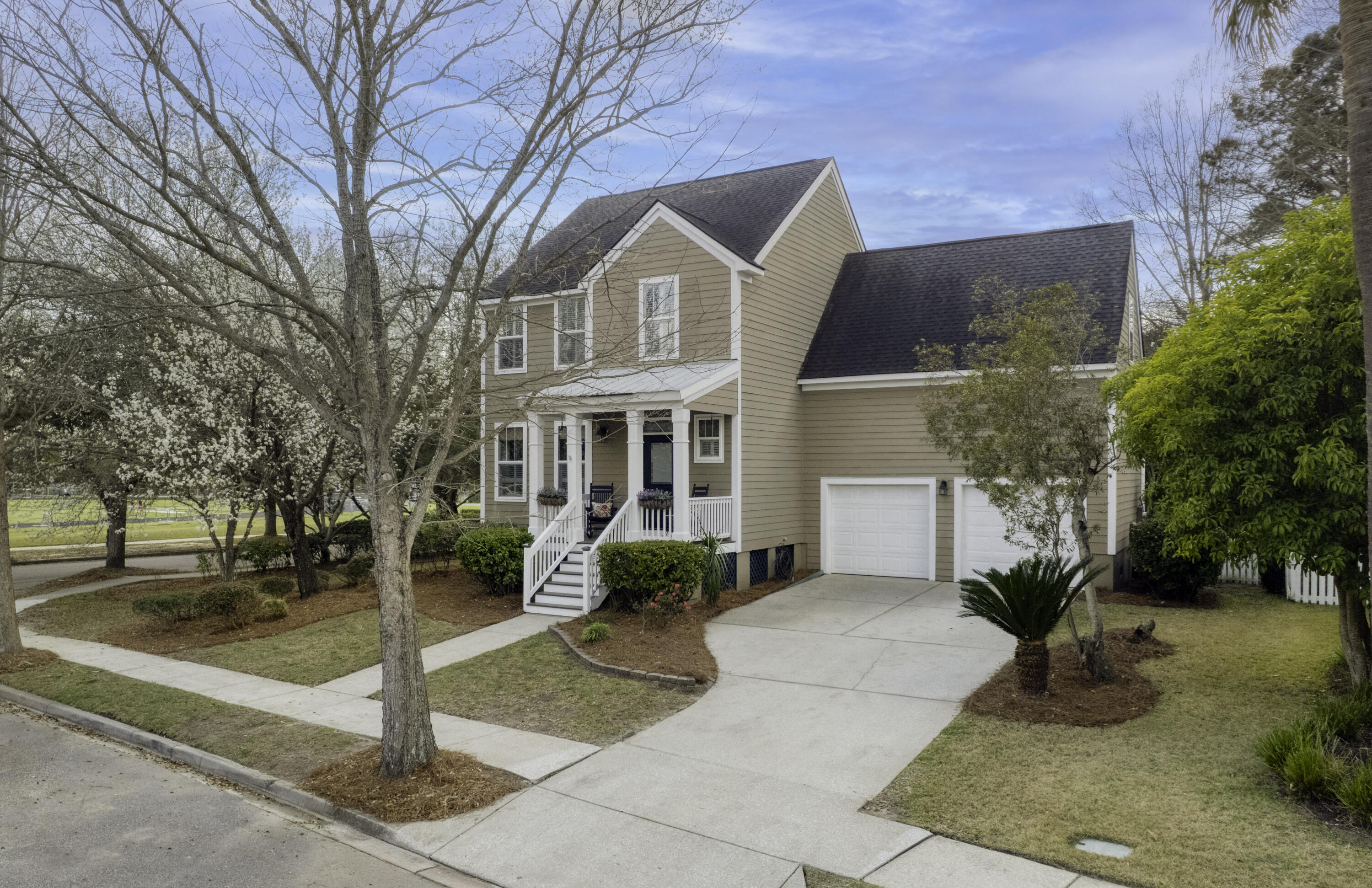 186 Cartright Street Daniel Island, SC 29492 - Photo 2 of 42 IHRE