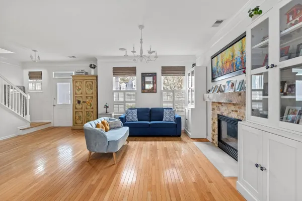 $1,100,000 | 186 Cartright Street, Daniel Island, SC 29492