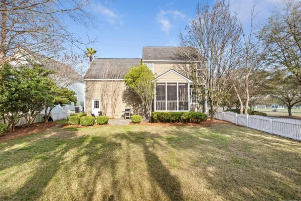 $1,100,000 | 186 Cartright Street, Daniel Island, SC 29492