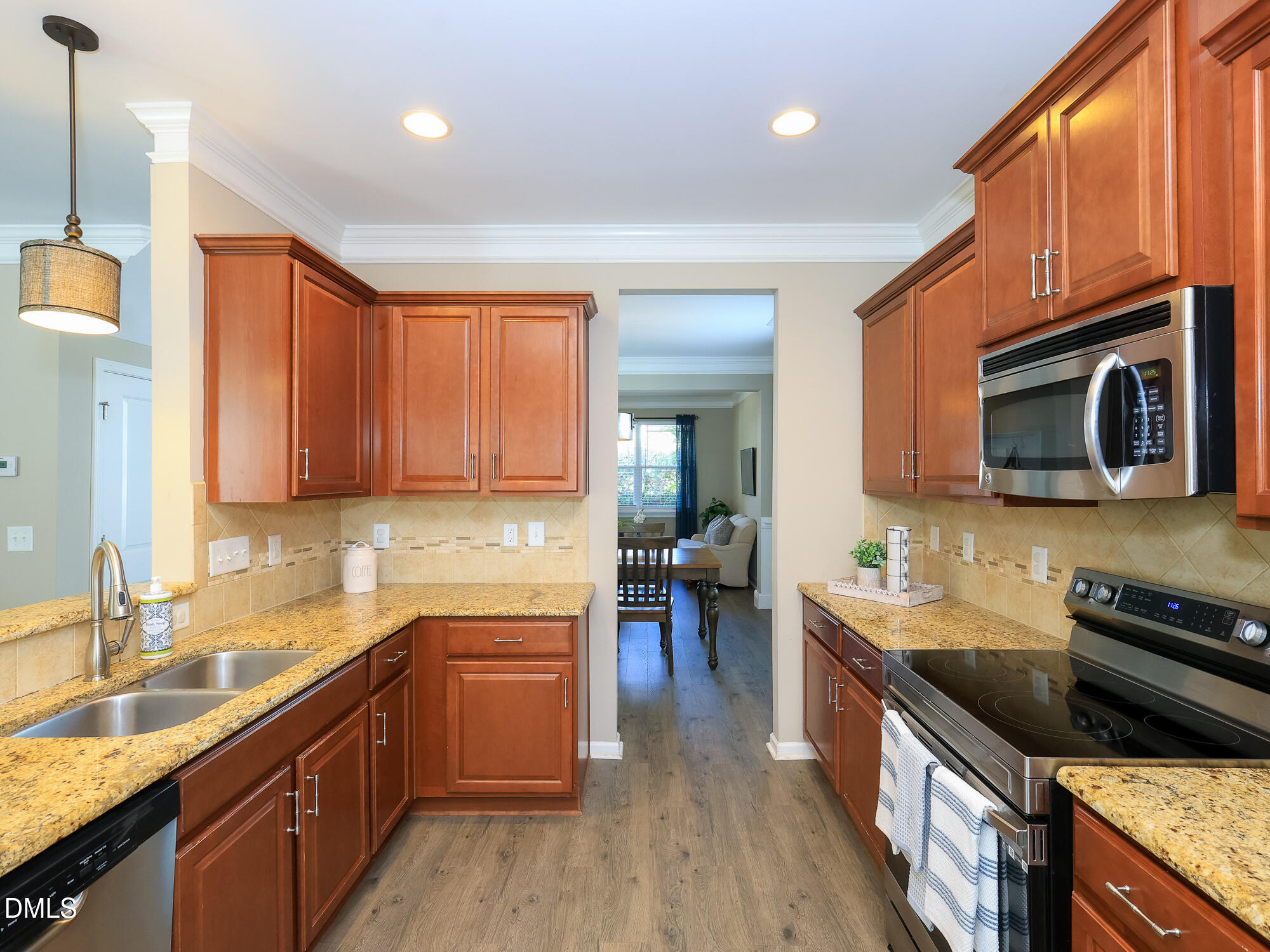 312 Springtime Fields Lane Wake Forest, NC 27587 - Photo 13 of 70 017_312_summertime_fields_kitchen