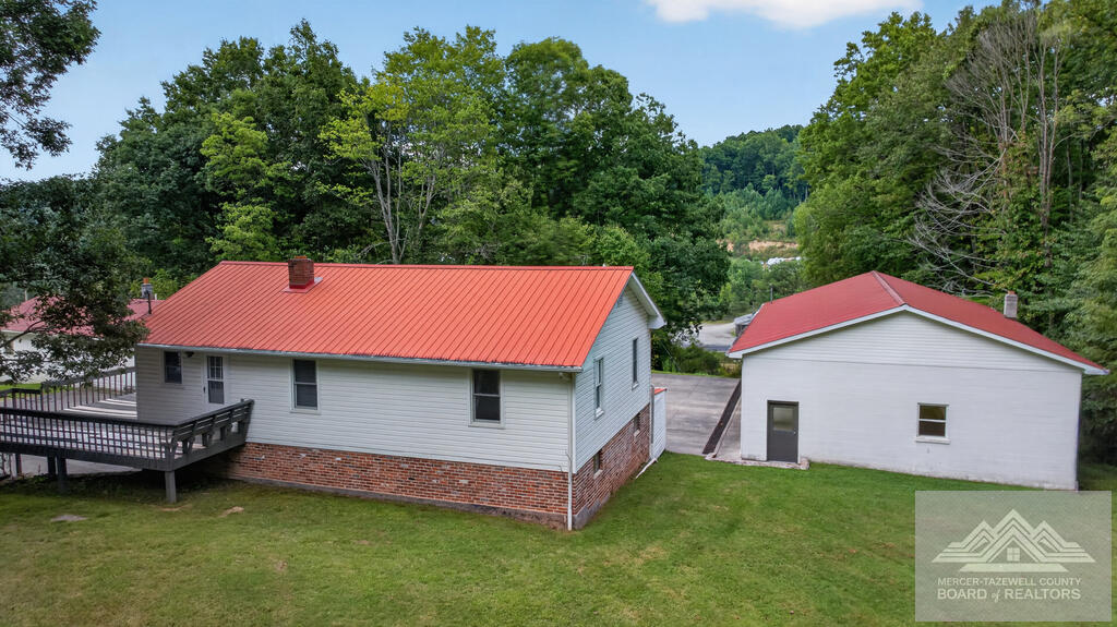 7040 New Hope Road Bluefield, WV 24701 - Photo 34 of 137 Gallery Image 34