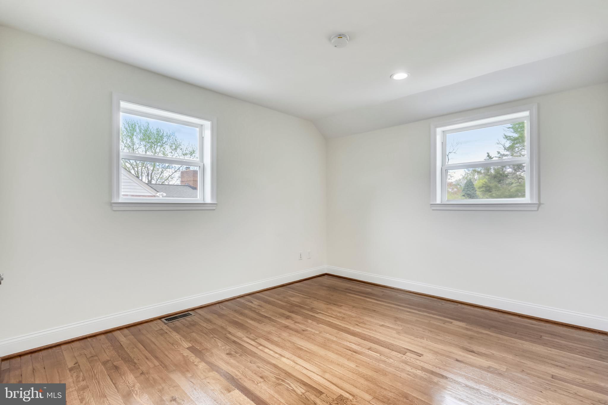 12728 Gould Road Silver Spring, MD 20906 - Photo 11 of 28