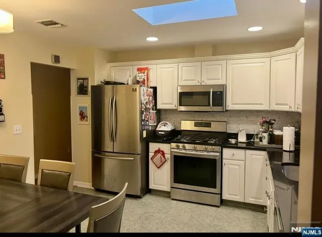 $3,600 | 106 East Madison Avenue, Unit 2, Dumont, NJ 07628