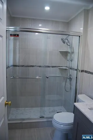 $3,600 | 106 East Madison Avenue, Unit 2, Dumont, NJ 07628