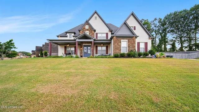 $532,900 | 1717 West Keenlan Drive, Hernando, MS 38632