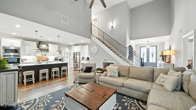 $532,900 | 1717 West Keenlan Drive, Hernando, MS 38632