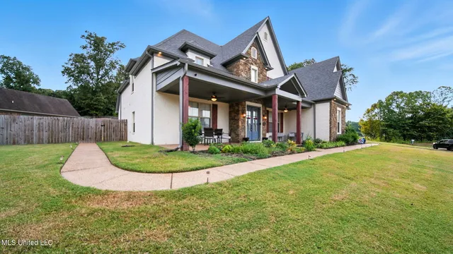 $532,900 | 1717 West Keenlan Drive, Hernando, MS 38632