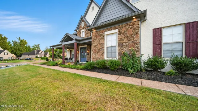 $532,900 | 1717 West Keenlan Drive, Hernando, MS 38632