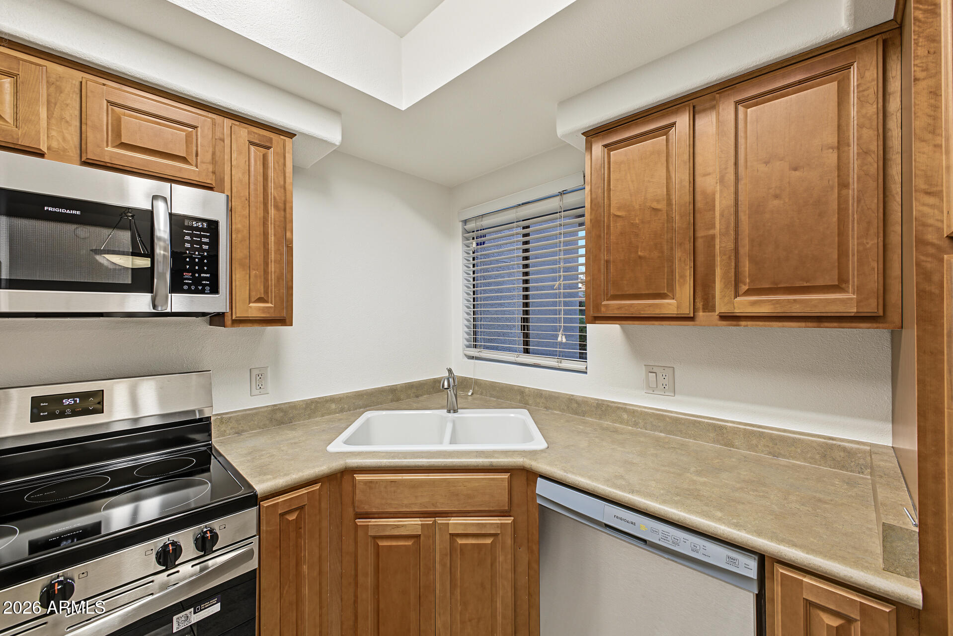 7008 East Gold Dust Avenue, Unit 214 Paradise Valley, AZ 85253 - Photo 6 of 29 11-Gold Dust