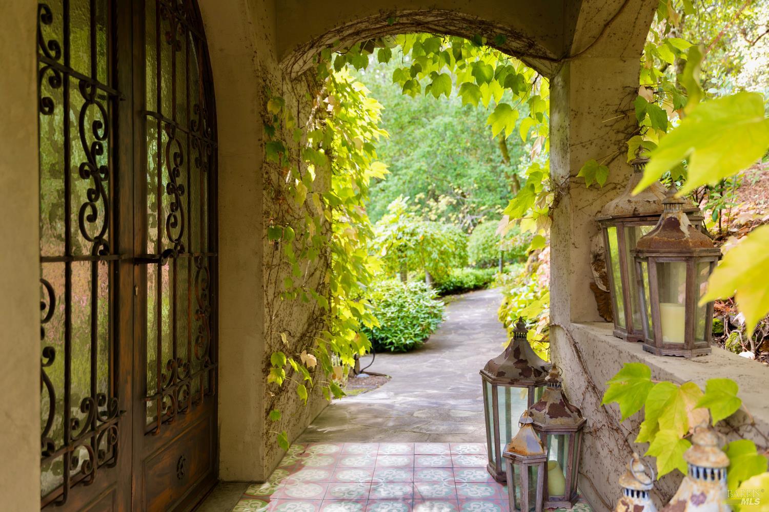 6640 Sonoma Mountain Road Santa Rosa, CA 95404 - Photo 9 of 52 Gallery Image 9