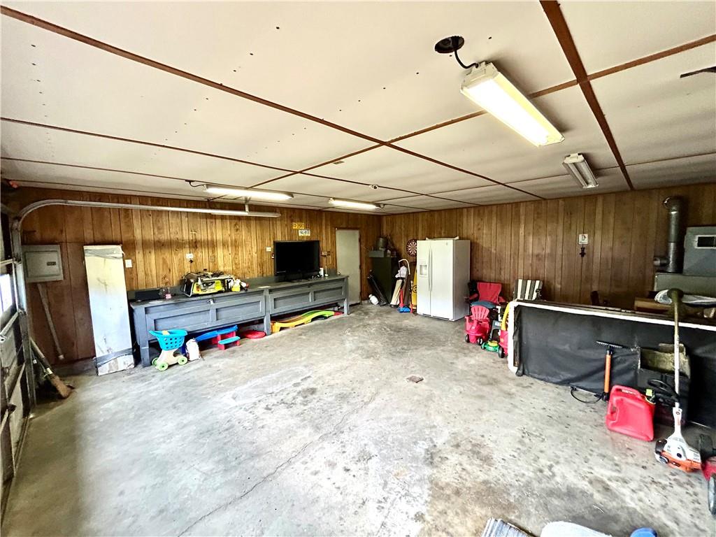 502 Ferguson Road Dunbar, PA 15431 - Photo 10 of 32 a view of garage